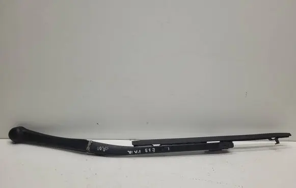 BMW 5 E39 Front wiper blade arm 102076