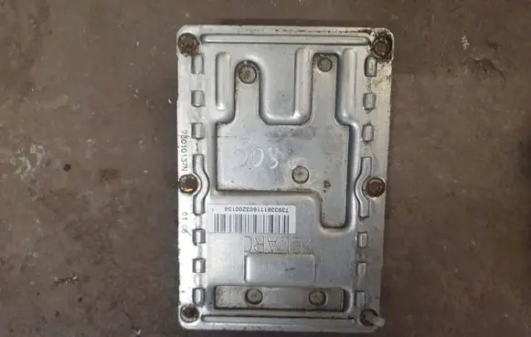 Porsche Cayenne (92A) Voltage converter/converter module 