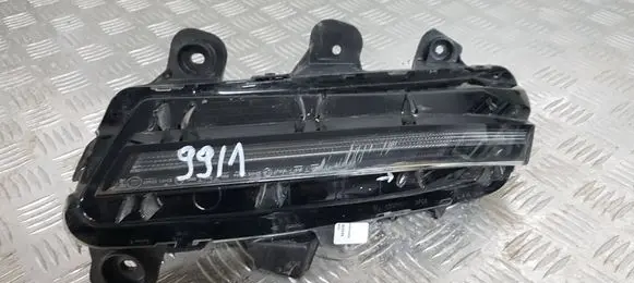 Peugeot 3008 II Front fog light 558370 9836230980 24010698NL