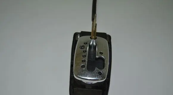 Audi A6 Allroad C5 Gear shifter/selector 4B0713041S 4B0713111BF