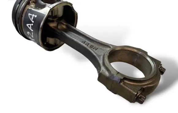 Mazda 5 Piston with connecting rod