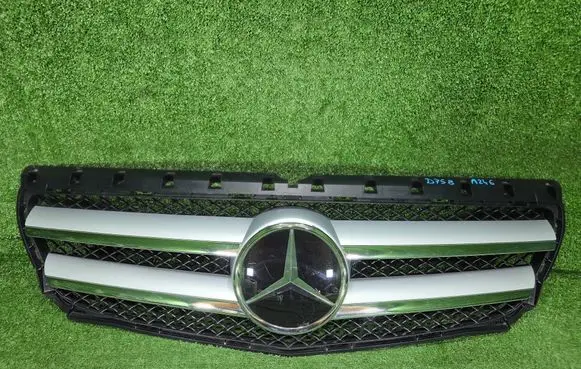 Mercedes-Benz B W246 W242 Front bumper upper radiator grill A2468880260