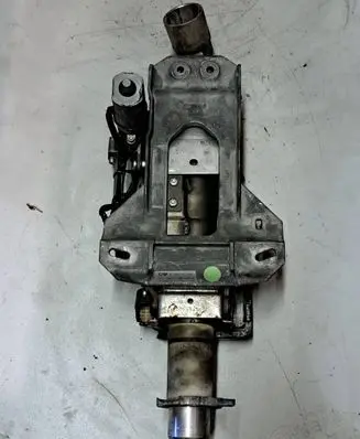BMW 1 E81 E87 Steering wheel axle set 9185002 E246714 1052244M