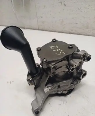 Volkswagen PASSAT B8 Oil pump 04L145208H 04L115263B DFS