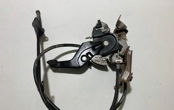 Infiniti QX70 S51 Brake pedal 