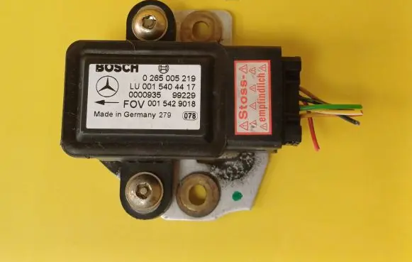 Mercedes-Benz A W168 ESP acceleration yaw rate sensor 0015404417 0265005219