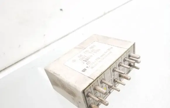 Mercedes-Benz E W124 Other relay 60215003