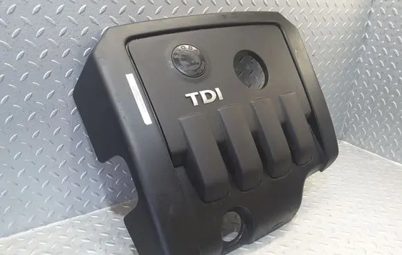Skoda Yeti (5L) Engine cover (trim) 03G103925BF 03G103925BG 03G103925BT