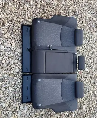 Toyota RAV 4 (XA50) Rear seat 