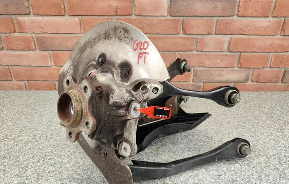 BMW 3 G20 G21 Rear wheel hub 6898480
