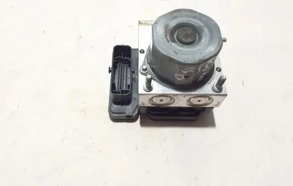 Nissan Qashqai ABS Pump 476604EA1E