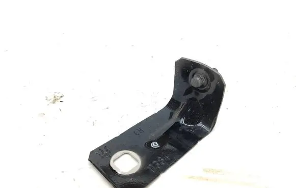 Maserati Ghibli Fender mounting bracket