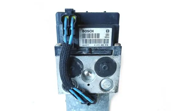 Nissan Primera ABS Pump 476608F820