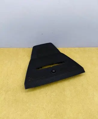 Mercedes-Benz E W212 Dash center speaker trim cover A2126801289