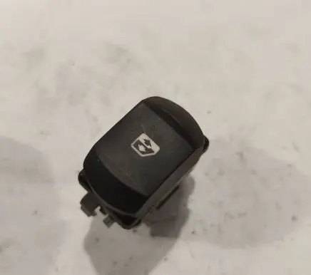 Renault Megane II Electric window control switch 315013A