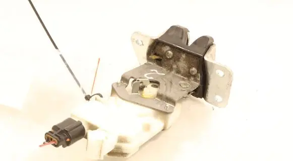 Peugeot 4007 Tailgate/trunk/boot lock/catch/latch 07Z27