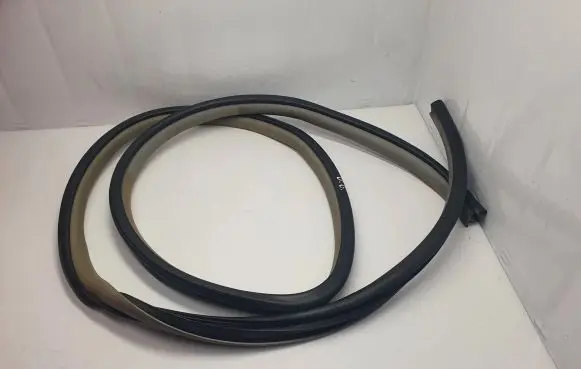 Rubber seal rear door