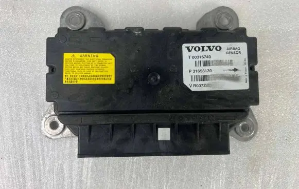 Volvo XC90 Airbag control unit/module 31658130