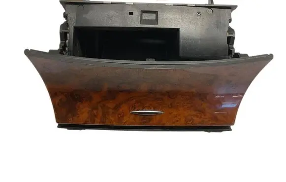 Mercedes-Benz E W211 Car ashtray A2116802852