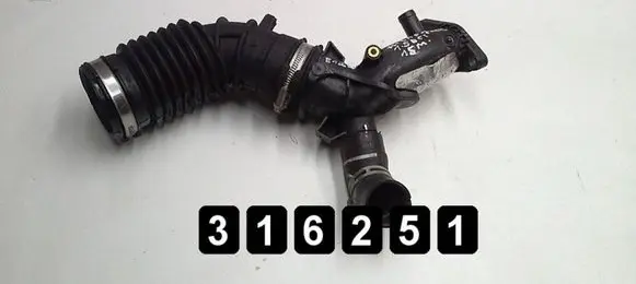 Renault Captur Air intake hose/pipe 1657458885R