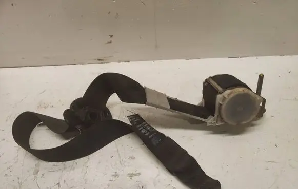 Opel Vectra B Front seatbelt 90462770 059604596