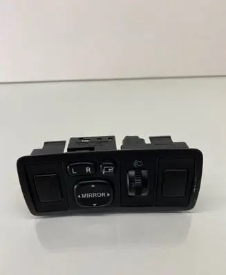 Toyota Avensis T250 Wing mirror switch 183575