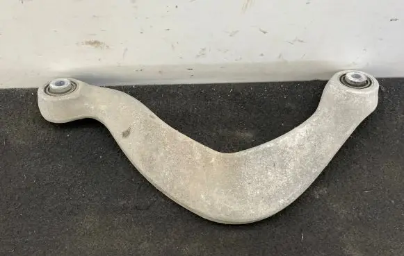 Audi A6 S6 C7 4G Rear control arm 8k0505324H