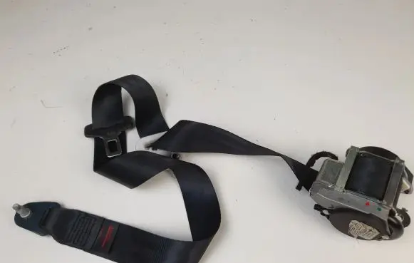 Peugeot 2008 I Front seatbelt 98063150XX