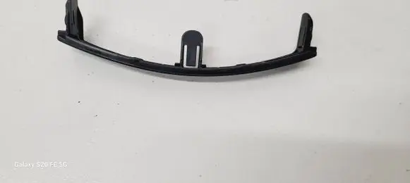 Nissan Pulsar Dashboard glove box trim 682613ZL0A