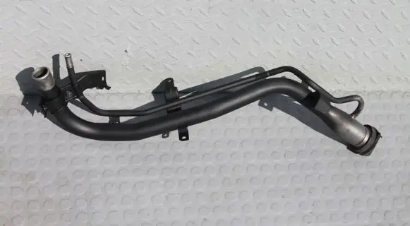 Honda Insight Fuel tank filler neck pipe 