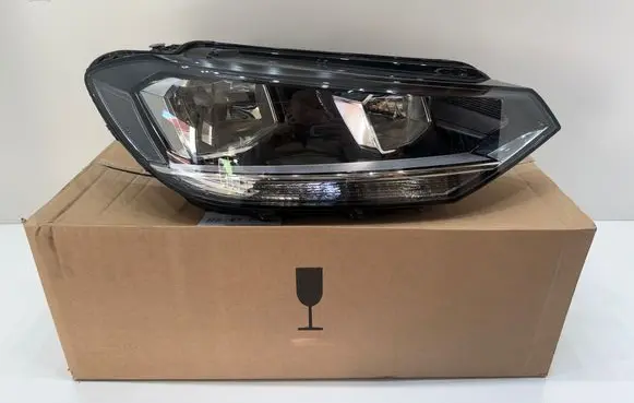 Volkswagen Touran III Headlight/headlamp 5TB941006C