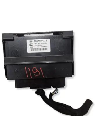Seat Ibiza III (6L) Comfort/convenience module 6Q0959433E 5DK00812901 1642070957