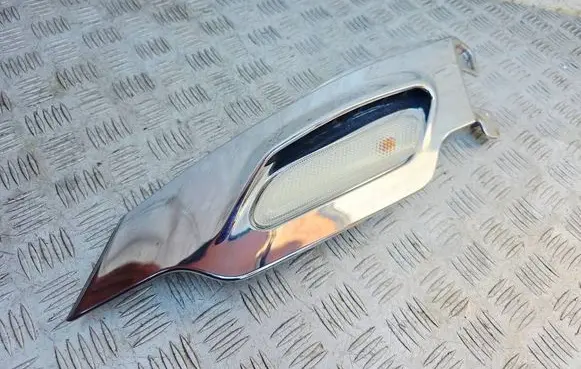 Mini Cooper Countryman R60 Fender trim (molding) 9802606 9802607