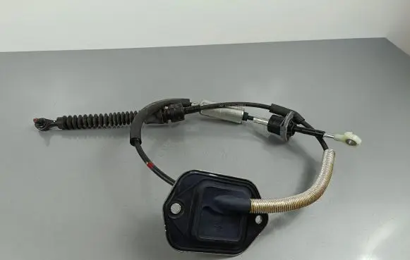 Gear shift cable linkage