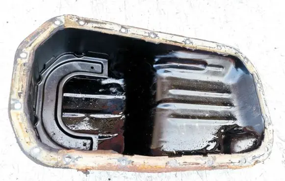 Hyundai Accent Oil sump