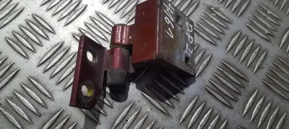 Peugeot 406 Front door upper hinge