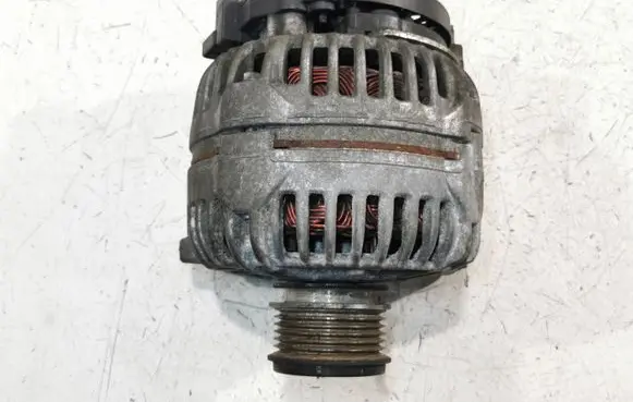 Volkswagen Golf VII Generator/alternator 06F903023F 0124525091