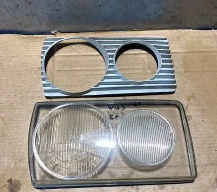 Mercedes-Benz W123 Headlight lense 0301067330 HELLA