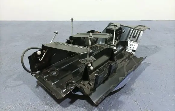 Infiniti QX70 S51 Battery box tray 