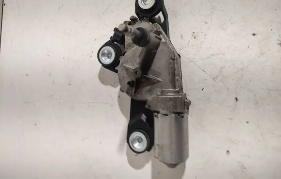 Mazda 3 I Rear window wiper motor Bp4k67450