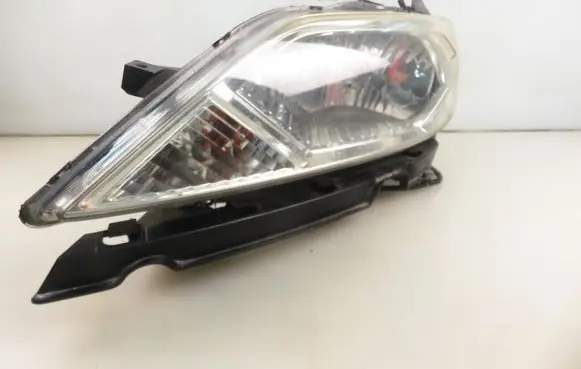 Honda FR-V Headlight/headlamp