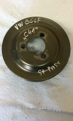 Volkswagen Golf IV Power steering pump pulley 030145269A