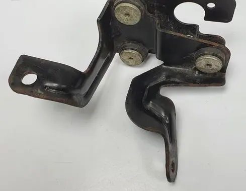 Ford B-MAX ABS pump bracket D1B1-2C325-AA