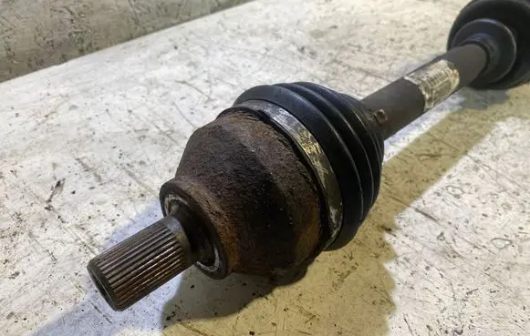 Volvo C70 Front driveshaft P36787778