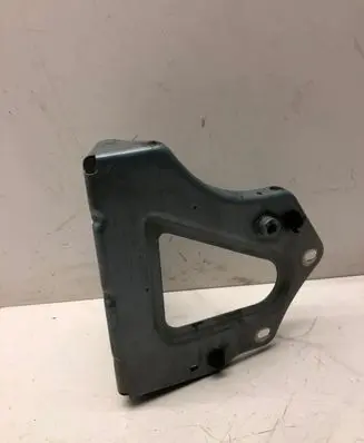 Audi A6 S6 C6 4F Fender mounting bracket 4F0821136A 008S1099