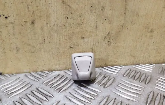 Volvo S60 Sun visor clip/hook/bracket 