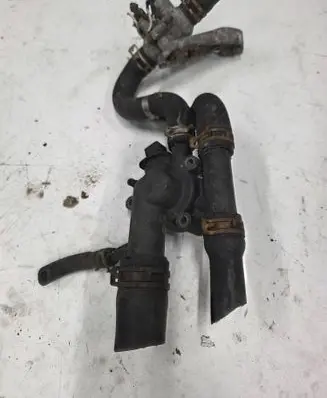 Renault Scenic II - Grand scenic II Thermostat housing