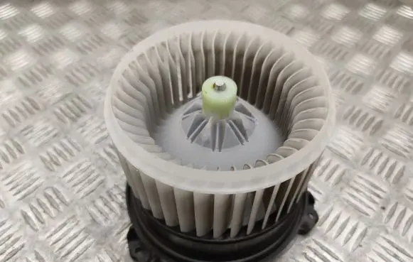 Heater fan/blower