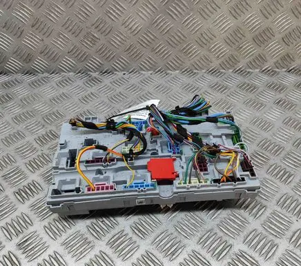 Jaguar F-Pace Fuse module JX6314N030AB