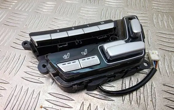 Mercedes-Benz S W221 Seat control switch A2218701951